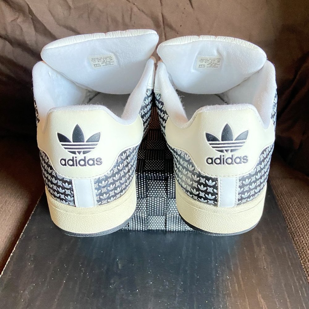 Adidas Superstars (custom) - Picture 5 of 6